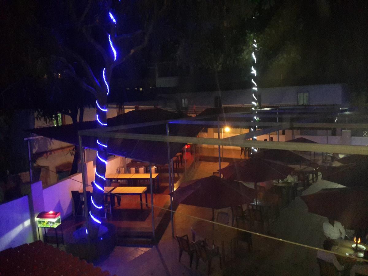 Hotel Veer Residency Panvel Exteriör bild