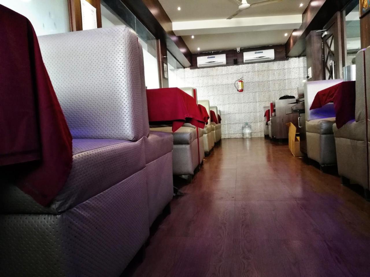 Hotel Veer Residency Panvel Exteriör bild